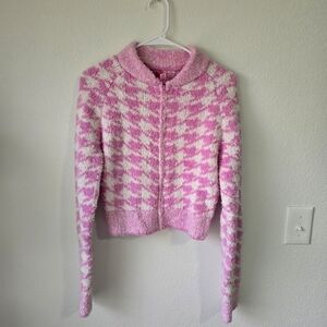 SKIMS Pink and White Women's Sweater